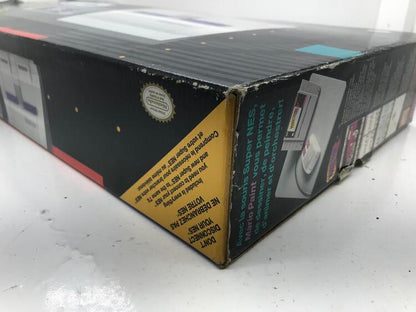 SUPER NINTENDO ENTERTAINMENT SYSTEM SUPER MARIO WORLD EDITION (COMPLETE IN BOX) (usagé)