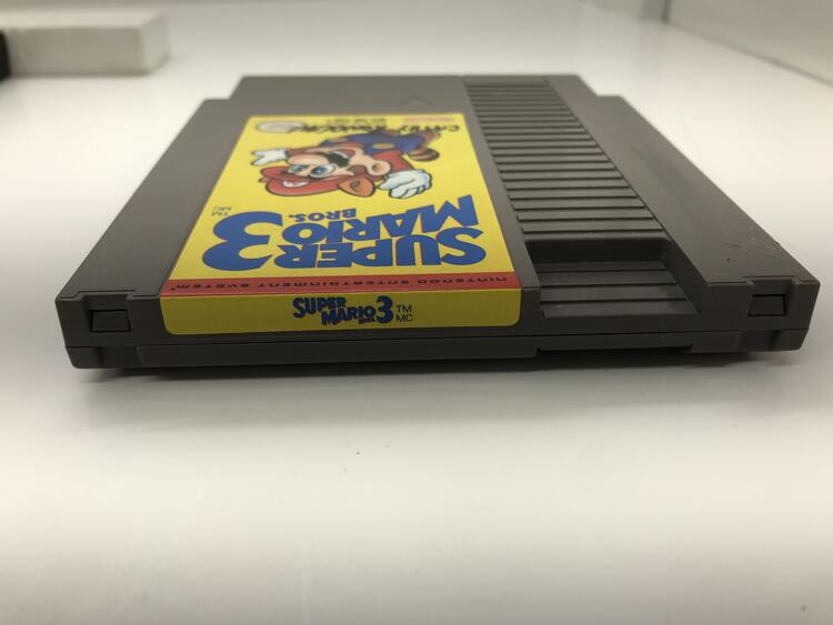 SUPER MARIO BROS. 3 (COMPLETE IN BOX)