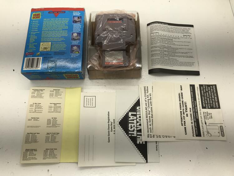 GAME GENIE (COMPLETE IN BOX) (GAMEBOY)