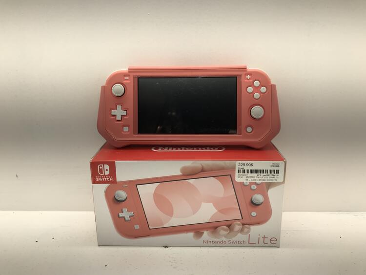NINTENDO SWITCH LITE CORAL PINK + HARD CASSING (COMPLETE IN BOX) (usagé)