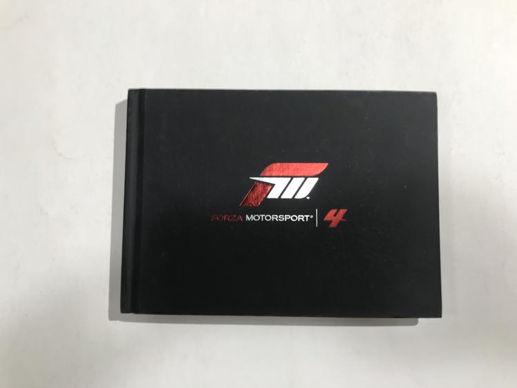 HINT BOOK FORZA MOTORSPORT 4 CARS OF FORZA MOTORSPORT 4 (usagé)