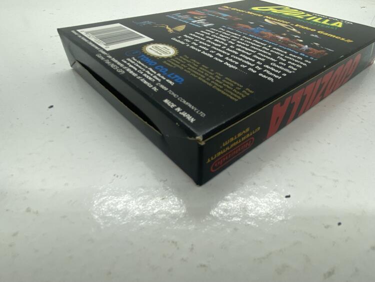 GODZILLA (COMPLETE IN BOX)