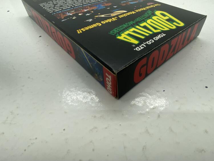 GODZILLA (COMPLETE IN BOX)