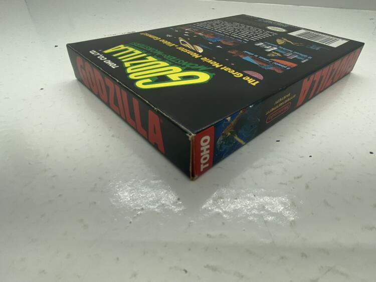 GODZILLA (COMPLETE IN BOX)