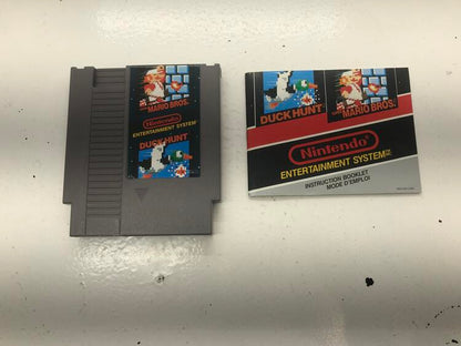 SUPER MARIO BROS. AND DUCK HUNT (WITH MANUAL) (usagé)