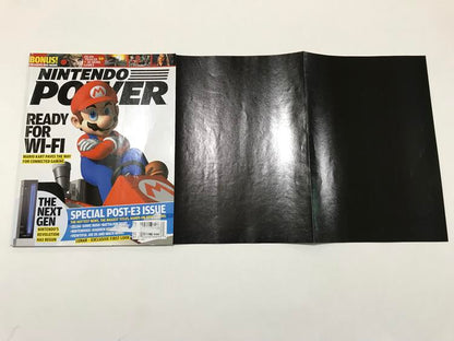 NINTENDO POWER GAMER MAGAZINE VOLUME 194 WITH POSTER - MARIO KART DS (usagé)