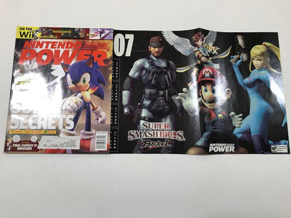 NINTENDO POWER GAMER MAGAZINE VOLUME 213 WITH POSTER - SONIC AND THE SECRET RINGS (usagé)