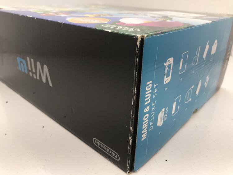 NINTENDO WIIU BLACK DELUXE MARIO & LUIGI EDITION