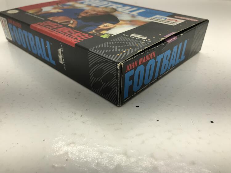 JOHN MADDEN FOOTBALL (COMPLETE IN BOX) (usagé)