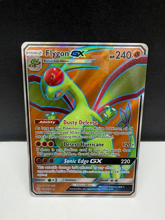 FLYGON GX 218/236 (POKEMON COSMIC ECLIPSE)
