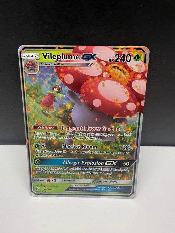 VILEPLUME GX 4/236 (POKEMON COSMIC ECLIPSE) (usagé)