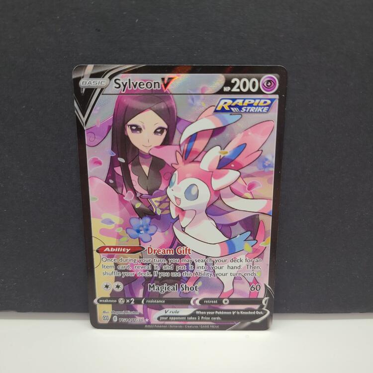 SYLVEON V TG14/TG30 ( POKEMON BRILLIANT STARS)