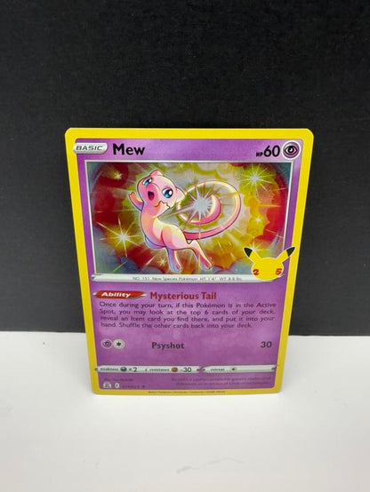 MEW 011/025 (POKEMON CELEBRATION)