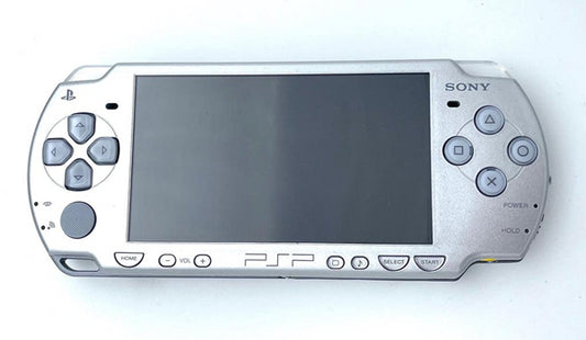 PSP 2001 SILVER + 1GB MEMORY CARD + CASE (usagé)