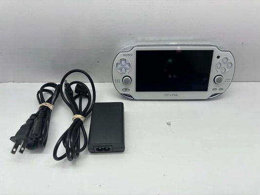 PLAYSTATION VITA WHITE WI-FI + 4G MEMORY CARD (usagé)