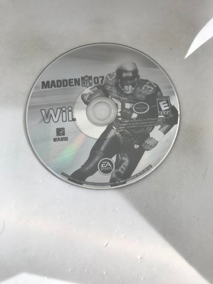 MADDEN NFL 07 (WITH BOX) (usagé)