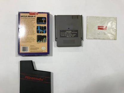 MEGA MAN 4 (COMPLETE IN BOX) (usagé)