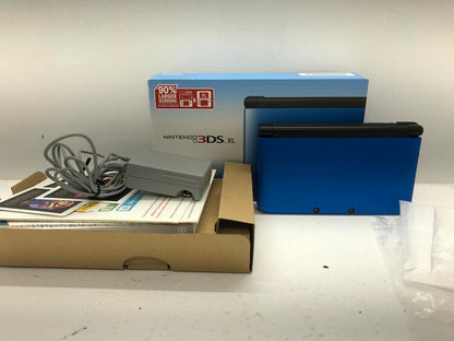 NINTENDO 3DS XL BLUE & BLACK (COMPLETE IN BOX)