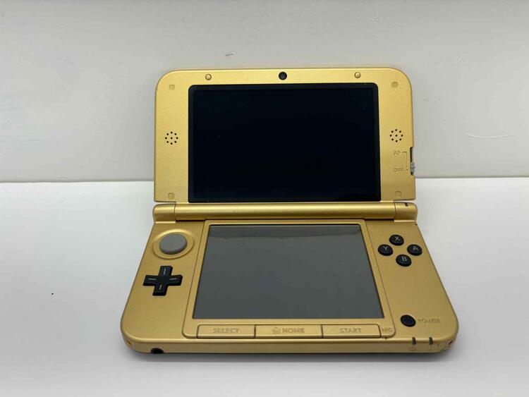 NINTENDO 3DS XL THE LEGEND OF ZELDA LINK BETWEEN WORLDS LIMITED