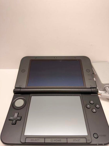 NINTENDO 3DS XL RED & BLACK