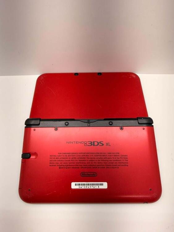 NINTENDO 3DS XL RED & BLACK