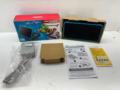 NEW NINTENDO 2DS XL TURQUOISE & BLACK (COMPLETE IN BOX / NO MARIO KART GAME) (used)