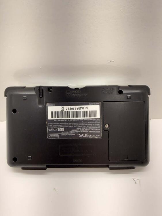 NINTENDO DS PLATINUM