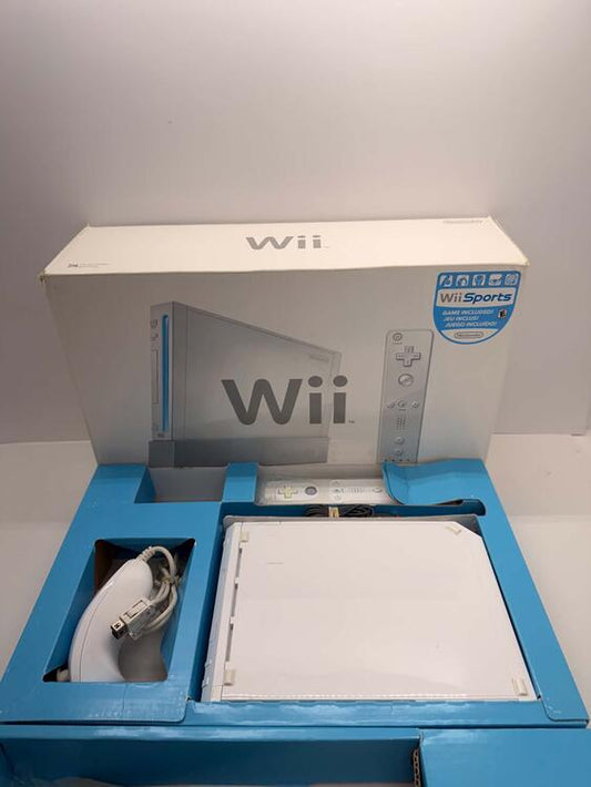 NINTENDO WII MODEL 1 WHITE WII SPORTS BUNDLE (COMPLETE IN BOX) (usagé)
