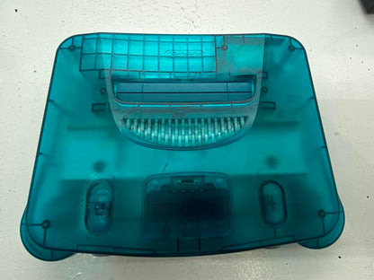 NINTENDO 64 FUNTASTIC ICE BLUE + 1 NINTENDO CONTROLLER + 1 JOBBER CONTROLLER (usagé)