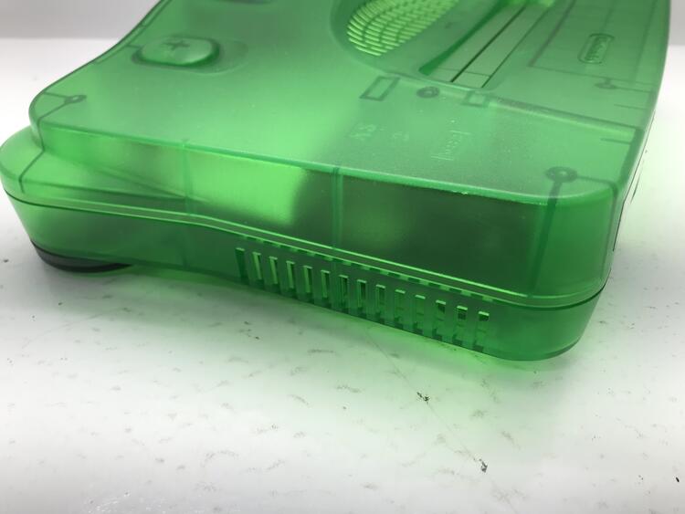 NINTENDO 64 FUNTASTIC JUNGLE GREEN + 1 CONTROLLER