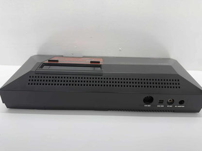 SEGA MASTER SYSTEM MODEL 1 + 3 CONTROLLER + LIGHT PHASER GUN + 4 GAMES (usagé)