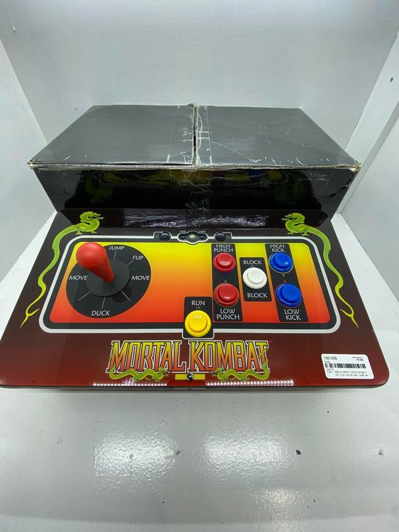 MORTAL KOMBAT LIMITED EDITION FIGHT STICK 3765 OF 6000 + GAME (WITH BOX) (XBOX 360) (usagé)