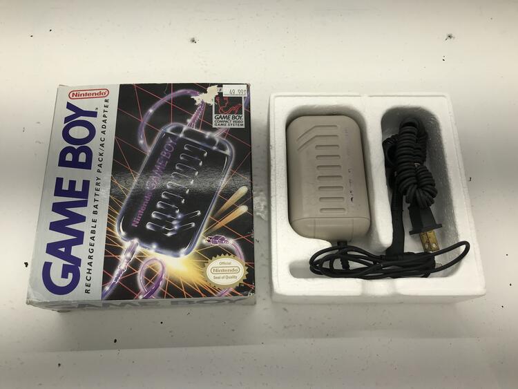 AC ADAPTER / RECHARGEABLE BATTERY PACK OFFICIAL NINTENDO (WITH BOX) (GAMEBOY)