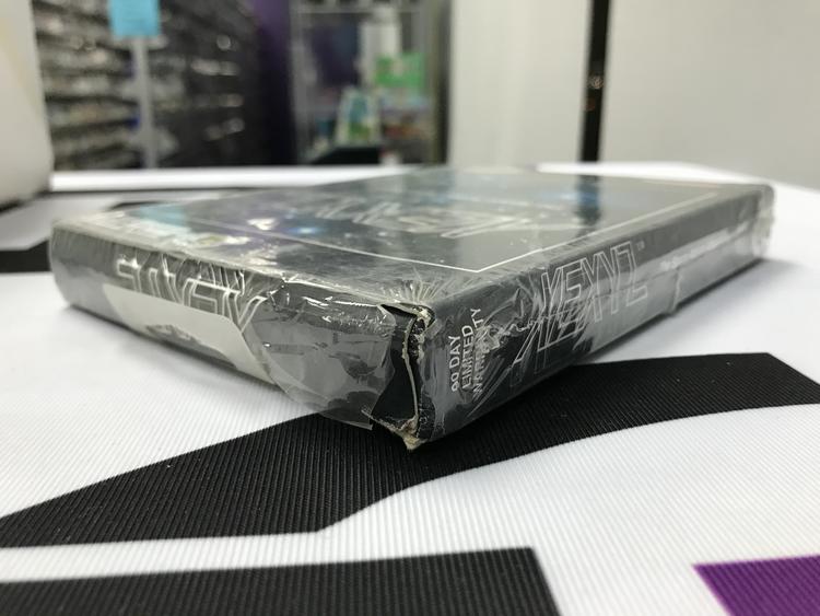 XEXYZ (BRAND NEW / SEALED) (usagé)