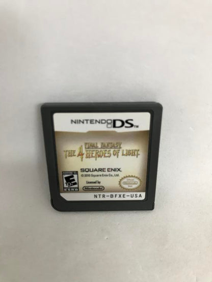 FINAL FANTASY THE 4 HEROES OF LIGHT (COMPLETE IN BOX)