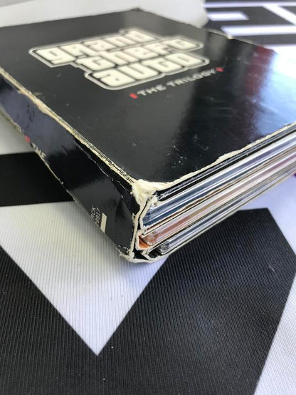 GRAND THEFT AUTO TRILOGY (WITH BOX)