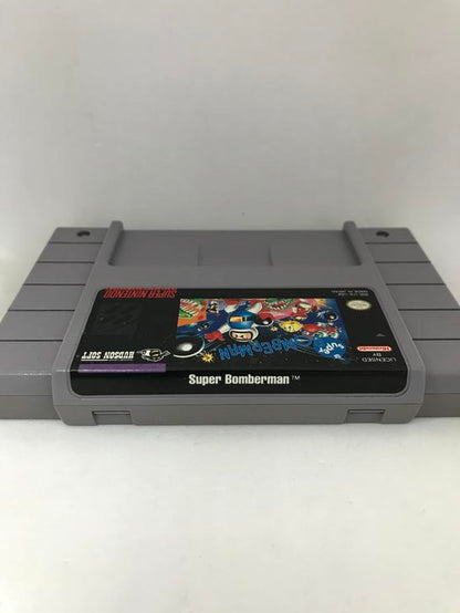 SUPER BOMBERMAN