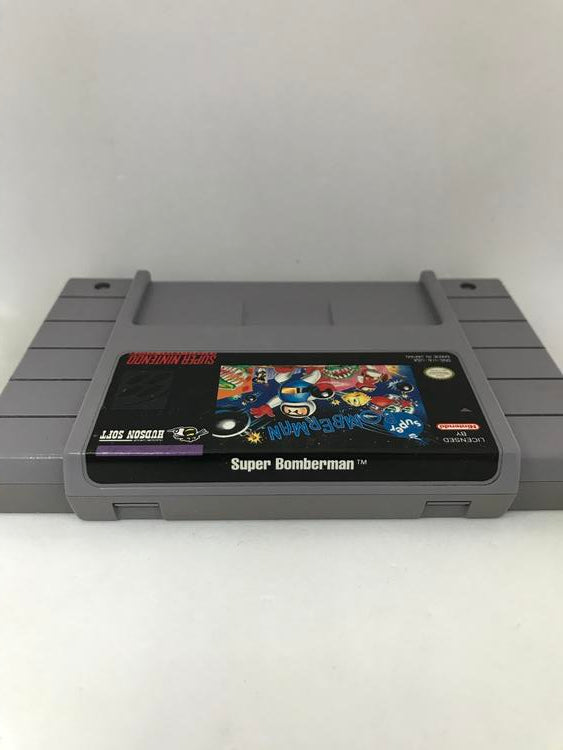 SUPER BOMBERMAN