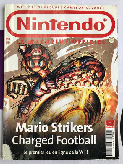 NINTENDO LE MAGAZINE OFFICIEL MARIO STRIKERS CHARGED FOOTBALL #56