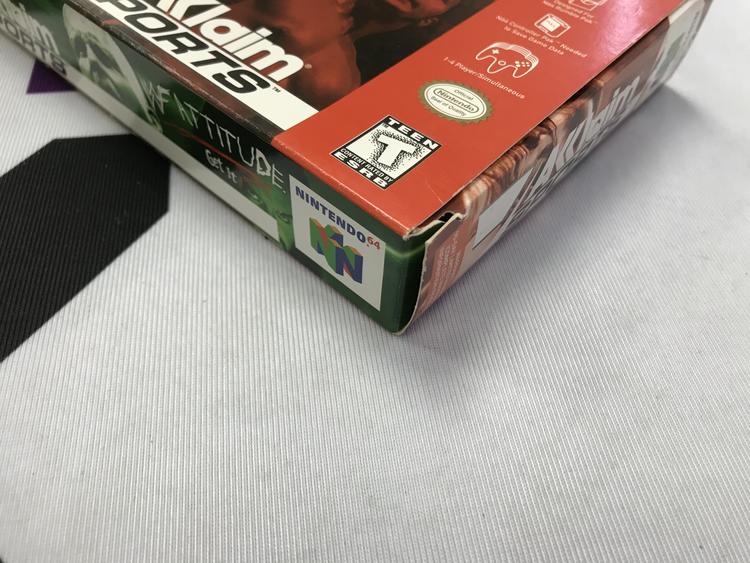 WWF ATTITUDE (COMPLETE IN BOX) (usagé)