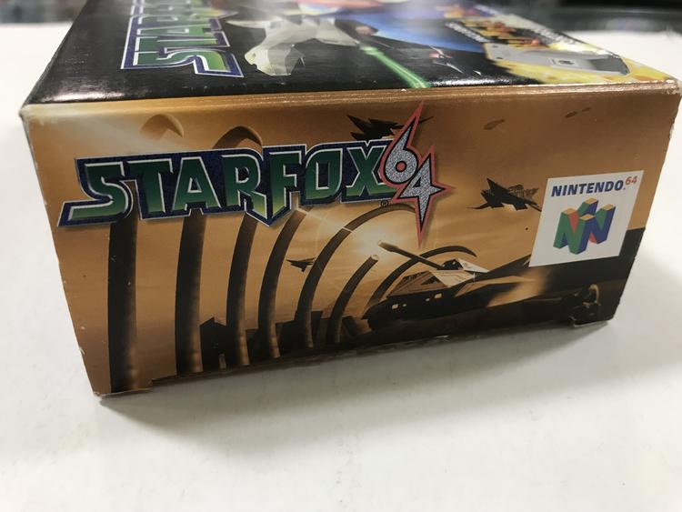 STAR FOX 64 (COMPLETE IN BOX)