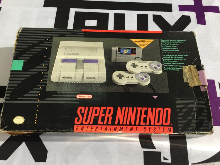 SUPER NINTENDO ENTERTAINMENT SYSTEM SUPER MARIO WORLD SUPER SET (COMPLETE IN BOX) (usagé)