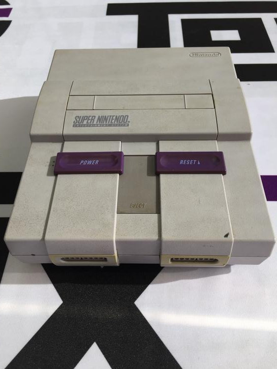 SUPER NINTENDO ENTERTAINMENT SYSTEM SUPER MARIO WORLD SUPER SET (COMPLETE IN BOX) (usagé)