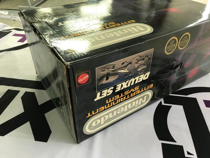 NINTENDO ENTERTAINMENT SYSTEM DELUXE SET (WITH BOX)