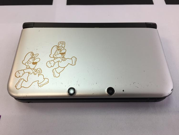 NINTENDO 3DS XL SILVER MARIO & LUIGI EDITION (WITH BOX)