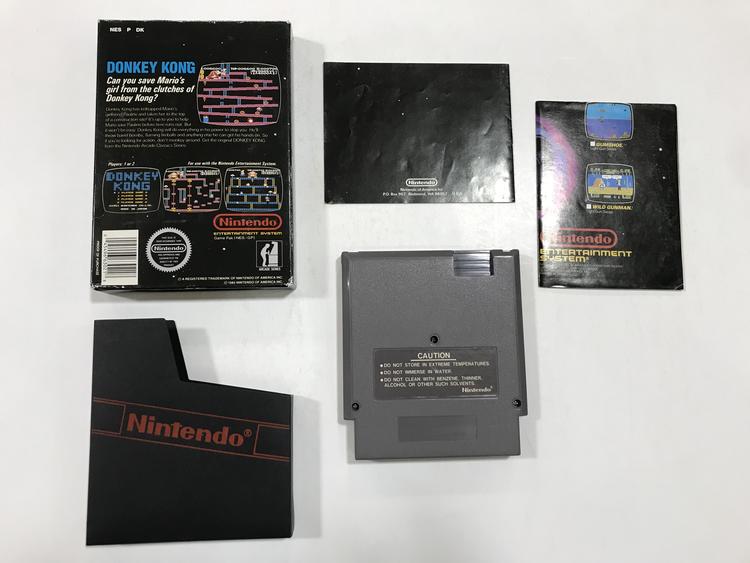 DONKEY KONG ARCADE CLASSICS SERIES (COMPLETE IN BOX)