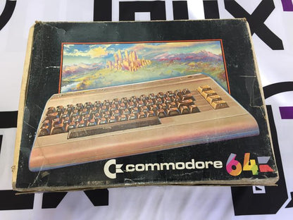 COMMODORE 64 (WITH BOX) (used)