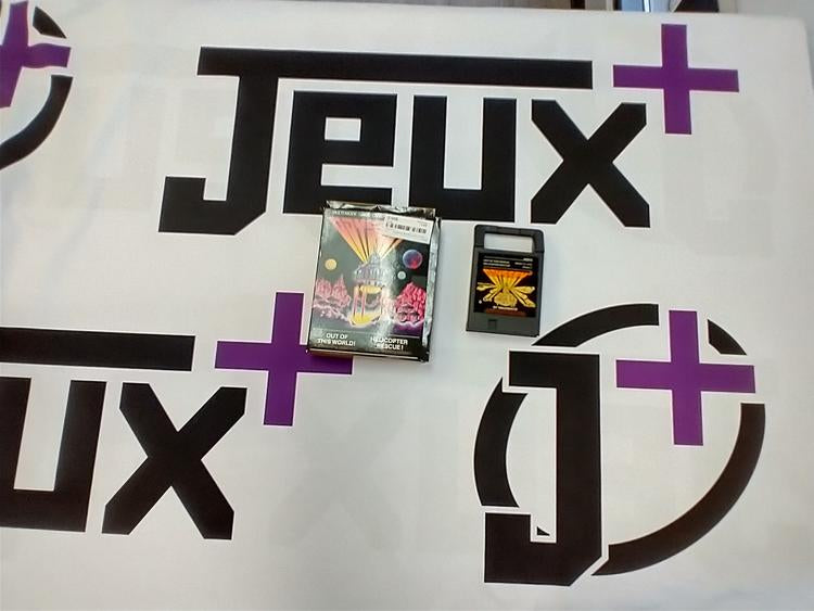MAGNAVOX ODYSSEY 2 OUT OF THIS WORLD / HELICOPTER RESCUE (WITH BOX)