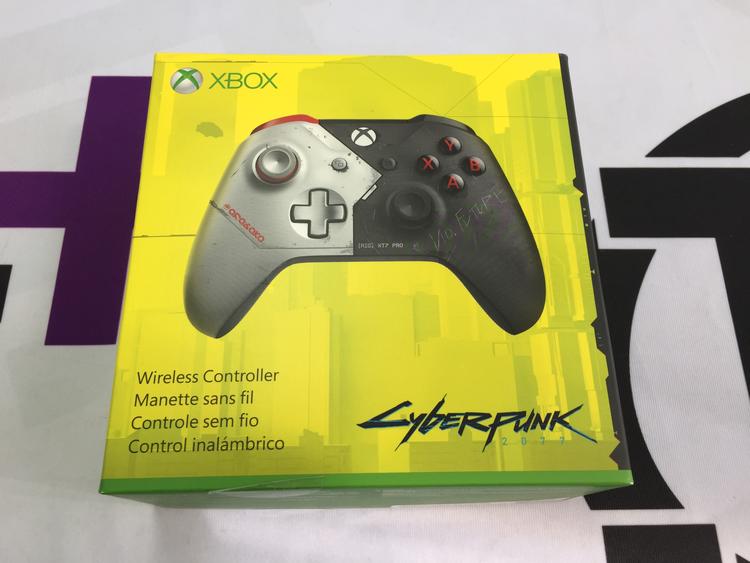 CONTROLLER CYBERPUNK 2077 LIMITED EDITION MICROSOFT (XBOX ONE / XBOX SERIES)