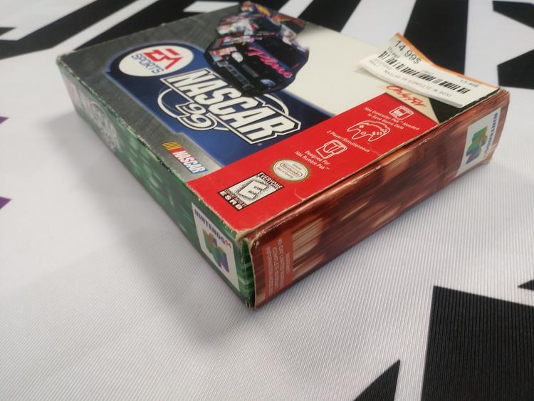 NASCAR 99 (COMPLETE IN BOX) (usagé)